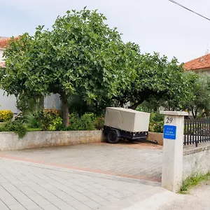 Summer Flower Apartman Zadar